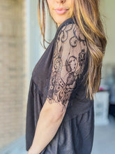 Load image into Gallery viewer, Babydoll Top- S
