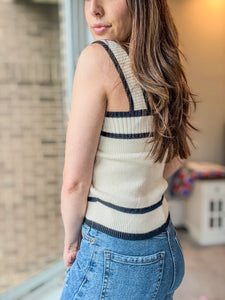 Contrast Edge Knit Top